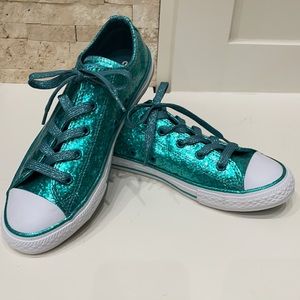 NEW Converse All Star Low “Brittany Blue” Glitter